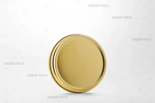 Three-quarter angle view of the 10 Metal 2 cm Gold Tin without Window (300 Metal) by Sadaf Pack.