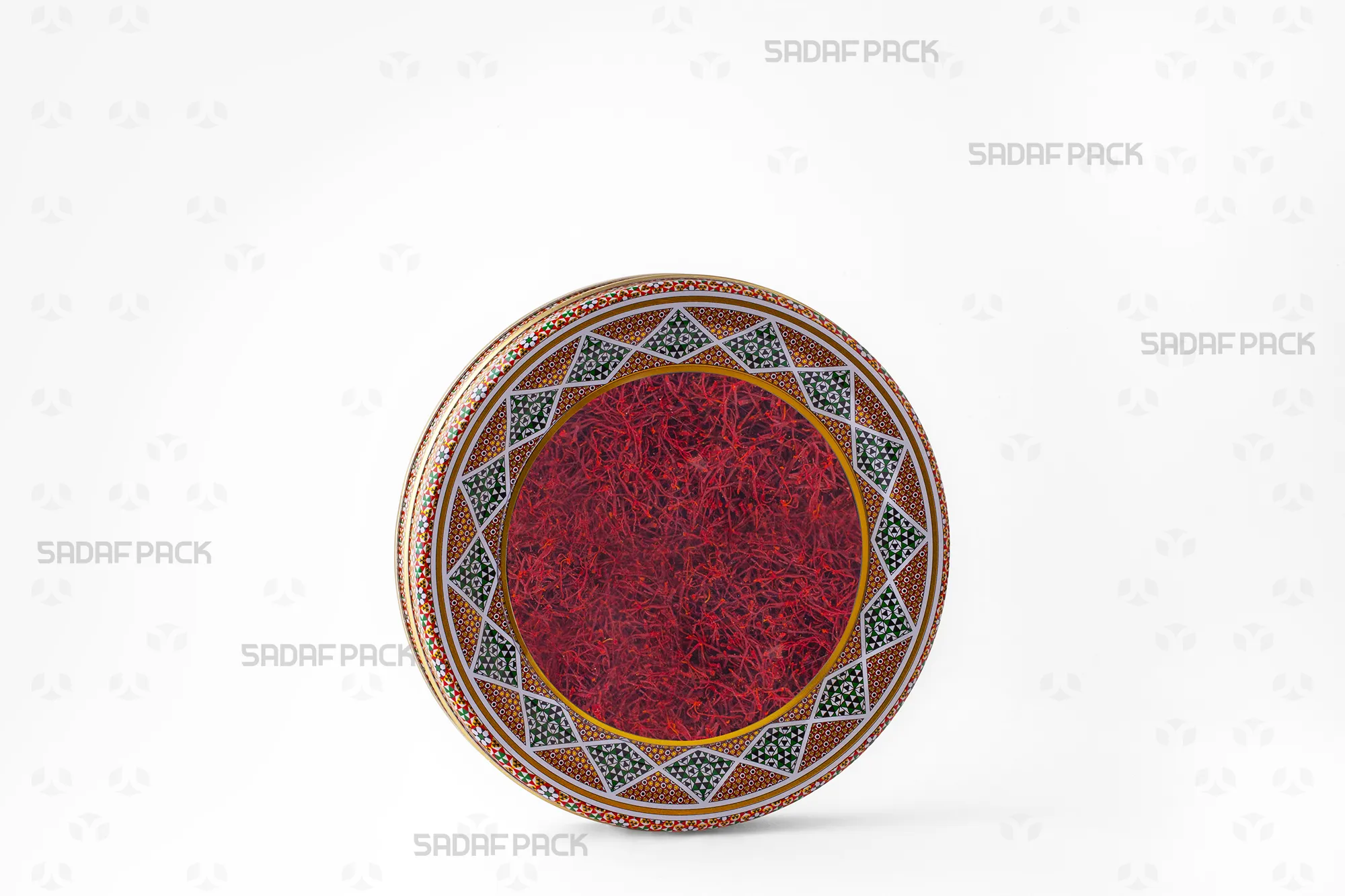 Top-down view of the 17 Metal 2 cm container filled with saffron, showcasing the product arrangement through the clear lid.