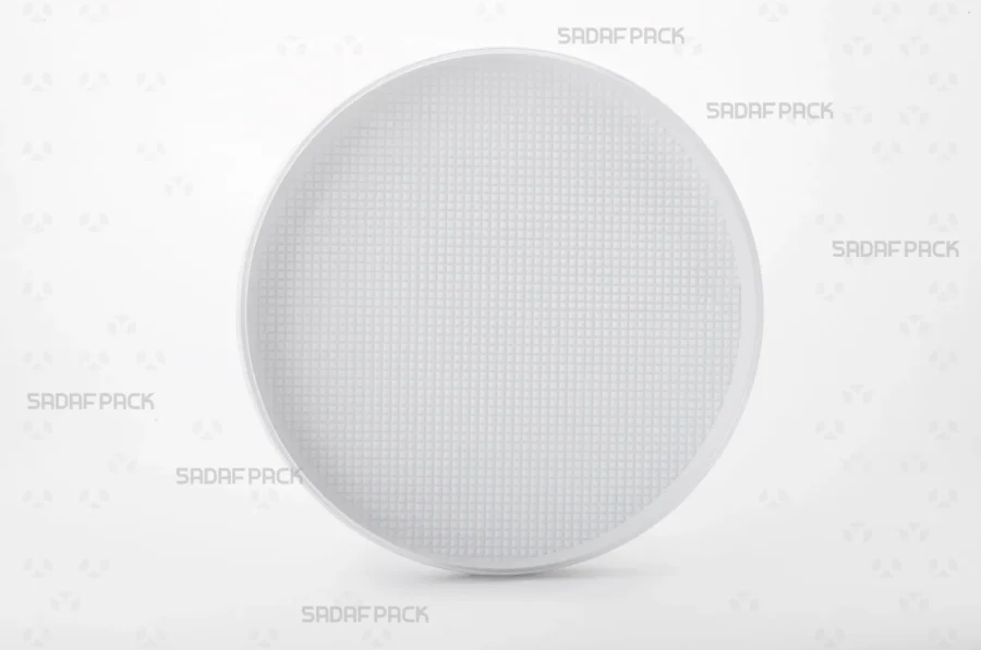 The front view of the 15 Core España container, highlighting its metal body, 'Core' height, and distinctive white plastic España-style base.