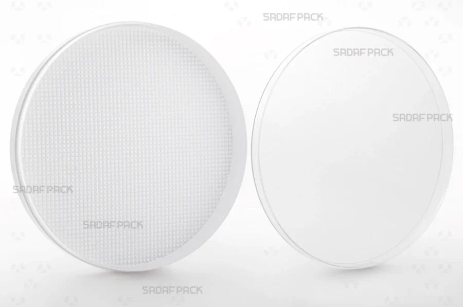 The 15 Core España container shown with its lid and body separated, displaying the clean interior space ideal for protecting saffron.