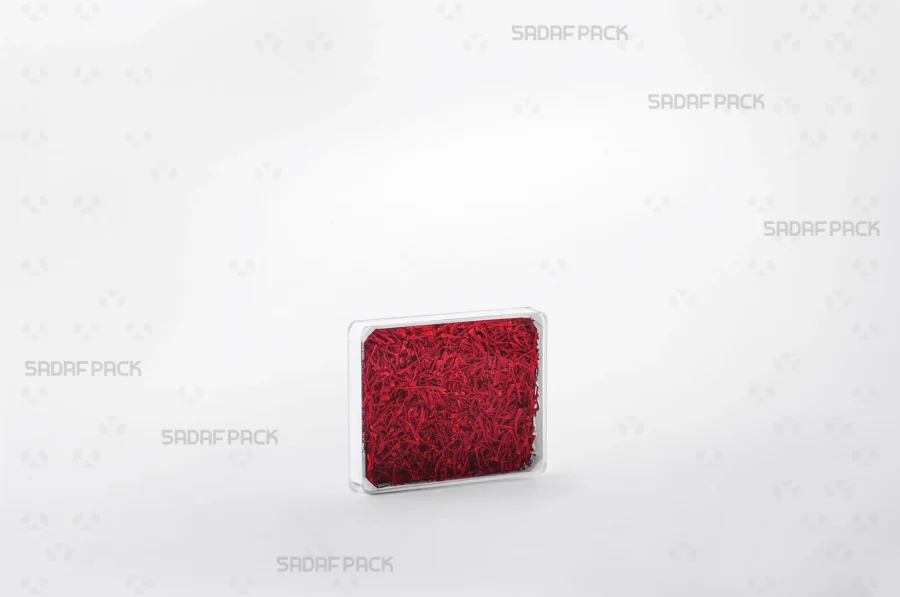 The 7 España Rectangle container filled with saffron, demonstrating its ideal capacity for high-value, export-quality products.