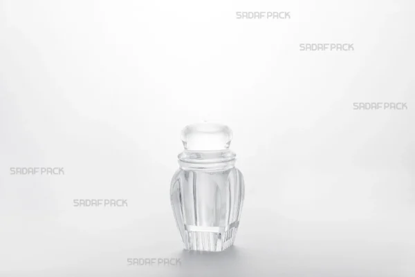 منظر بزاوية ثلاثة أرباع لعبوة كريستال جوهر 2 بقاع مرتفع من إنتاج صدف باك.