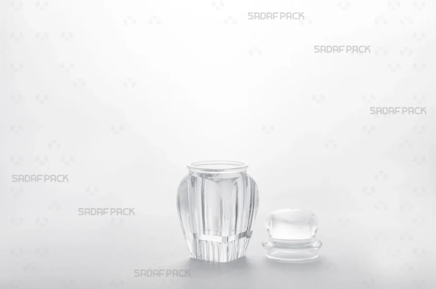 A three-quarter angle view of the Gohar 2 Raised Bottom container with its lid and body separated side by side, displaying the interior space.