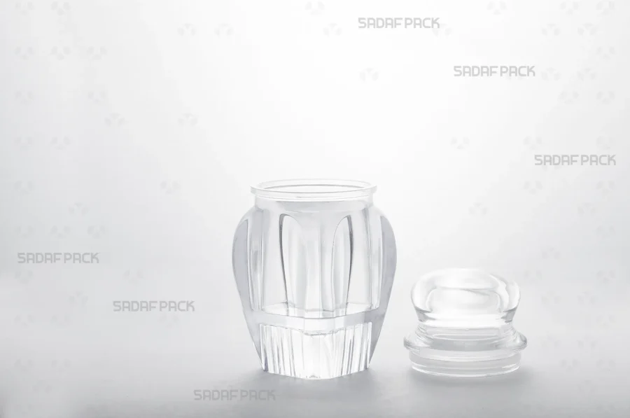 The Gohar 4 container with its lid and body separated side by side, displaying the pristine interior space designed to protect saffron.