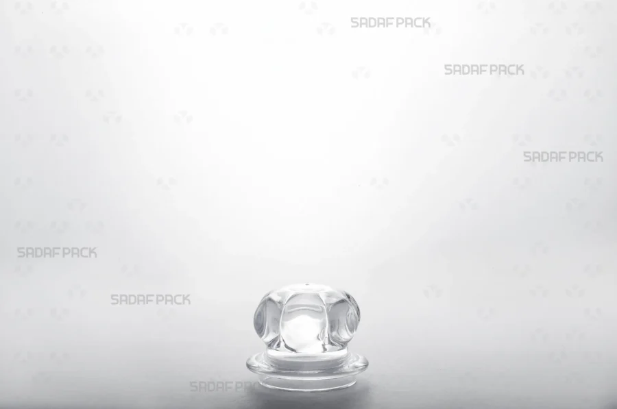 A detailed three-quarter angle view of the Milad 3 container's lid, showing its precise fit and design.