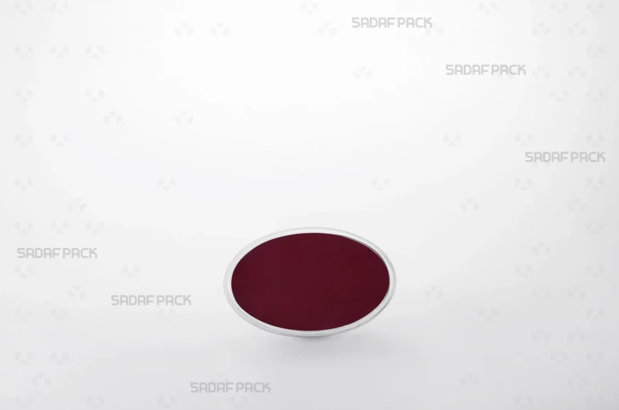 A display of the Oval 4 crystal container with size 4 oval crimson Cardboard Pad