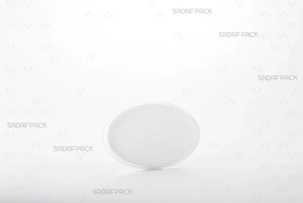 منظر بزاوية ثلاثة أرباع لعبوة بيضی 4 إسبانيا الفاخرة للزعفران من إنتاج صدف باك.