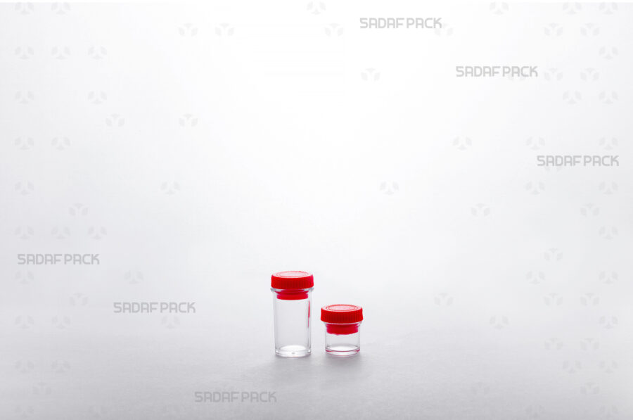 The full collection of red Powder series containers, available in two sizes, is presented together by Sadaf Pack.