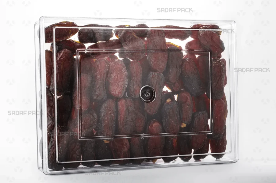 A Rectangle 400 container filled with arabic dates, demonstrating its excellent clarity for luxury food exports. 
