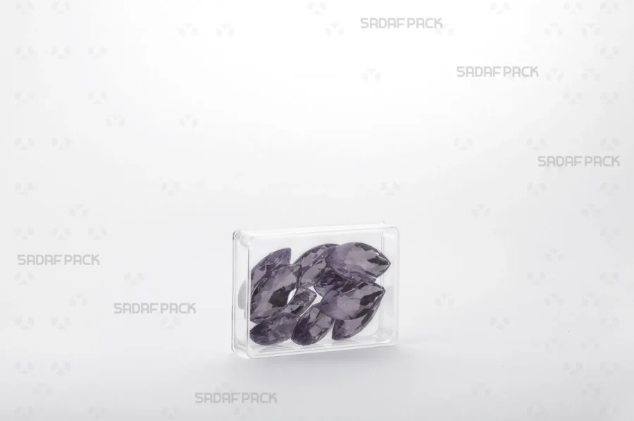 The Rectangle 7 Deep Crystal container filled with high-quality Rhinestone, demonstrating its ideal capacity and clarity for export-grade saffron.