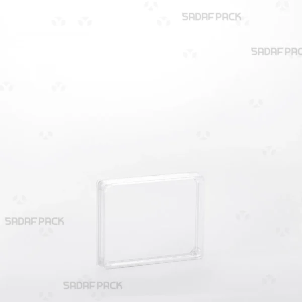 Three-quarter view of the Rectangle 7 Crystal container by Sadaf Pack, a small and elegant packaging solution for premium saffron.