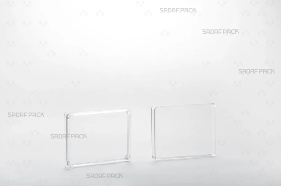 The Rectangle 7 Crystal container with its lid and body separated, displaying the clean interior space designed to hold saffron or spices.
