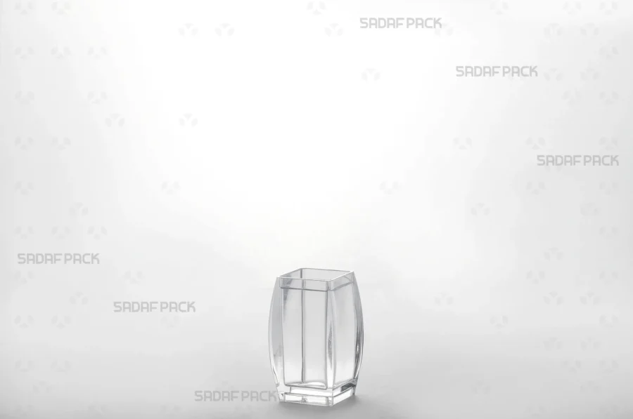 A three-quarter angle view of the Sadaf 1 container's body, illustrating its sturdy polycrystal structure and flawless transparency.