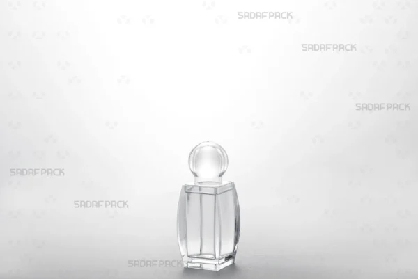 A three-quarter angle view of the elegant Sadaf 1 crystal container, showcasing its clear polycrystal design by Sadaf Pack.