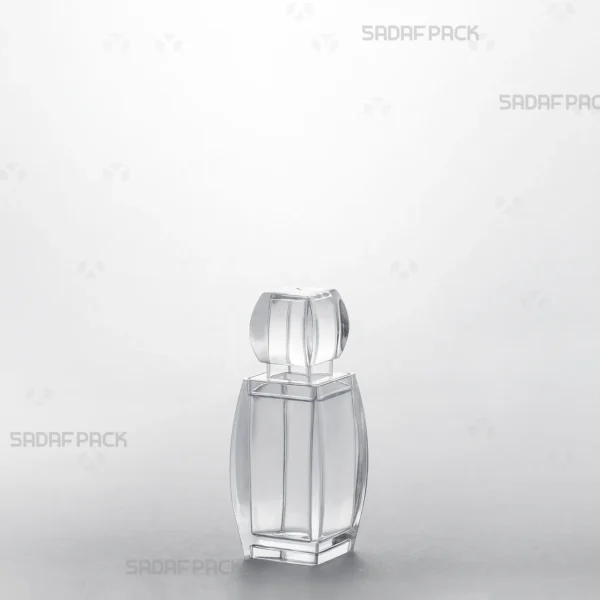 Three-quarter view of the Azin 1 crystal container by Sadaf Pack, showcasing its elegant design and crystal-clear transparency for premium saffron.