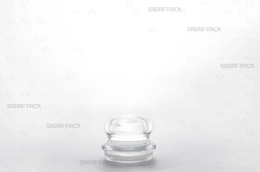 A detailed three-quarter angle view of the Gohar 4 container's lid, showing its precise molding and smooth, reflective surface.