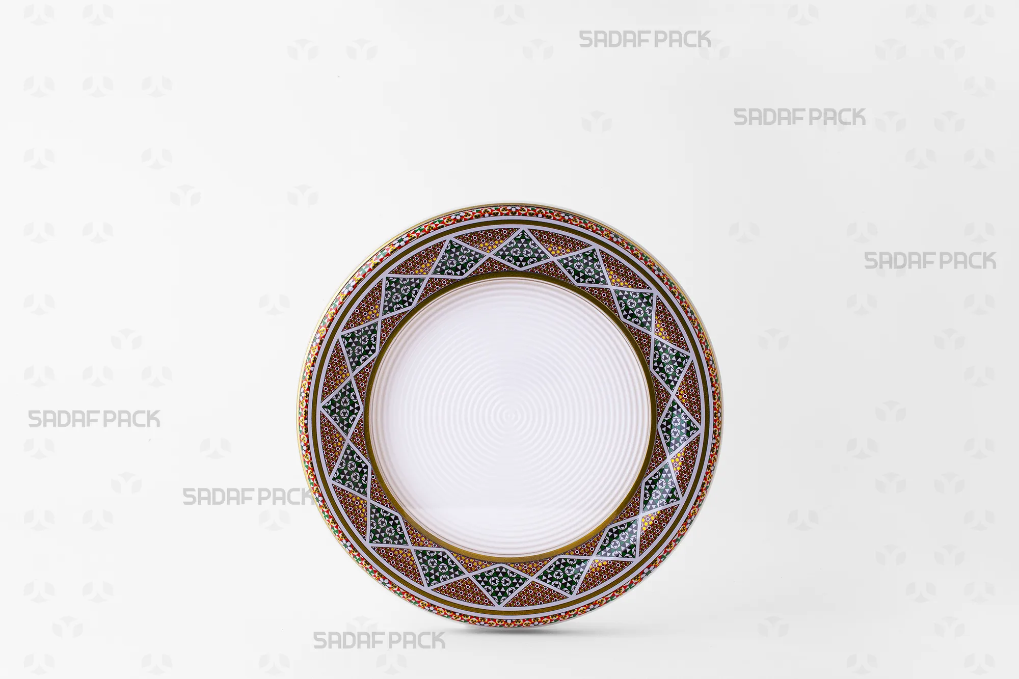 Front angle view of the 17 Metal España tin, showing its circular metal body and unique white raised plastic bottom.